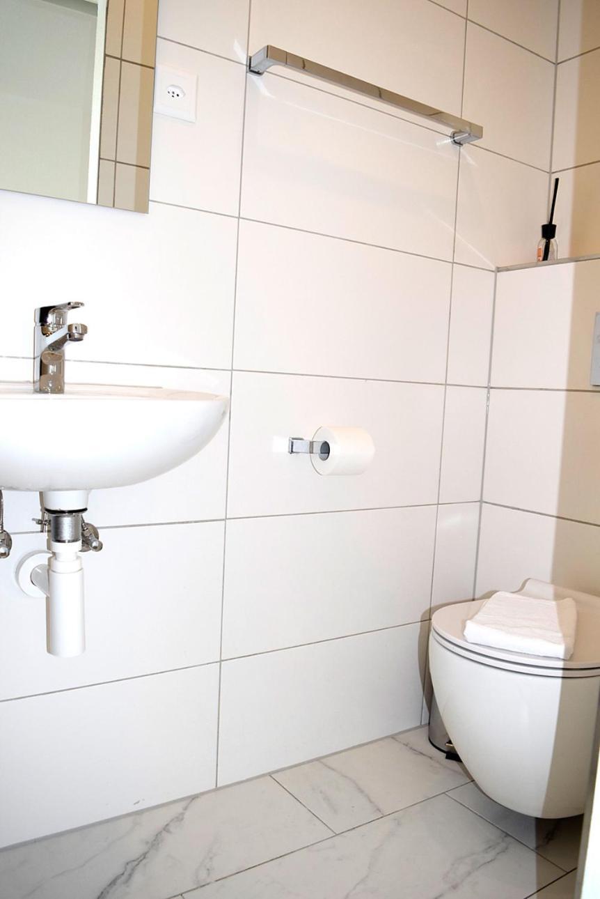 Hotel Restaurant Krebs Гренхен Экстерьер фото